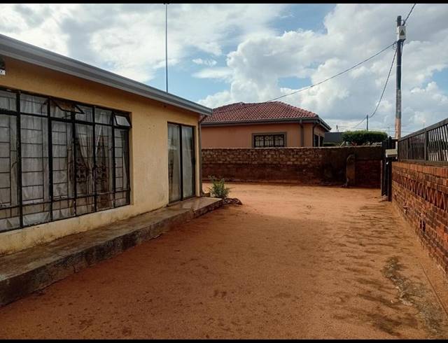 0 BEDROOM HOUSE FOR SALE IN SOSHANGUVE Y